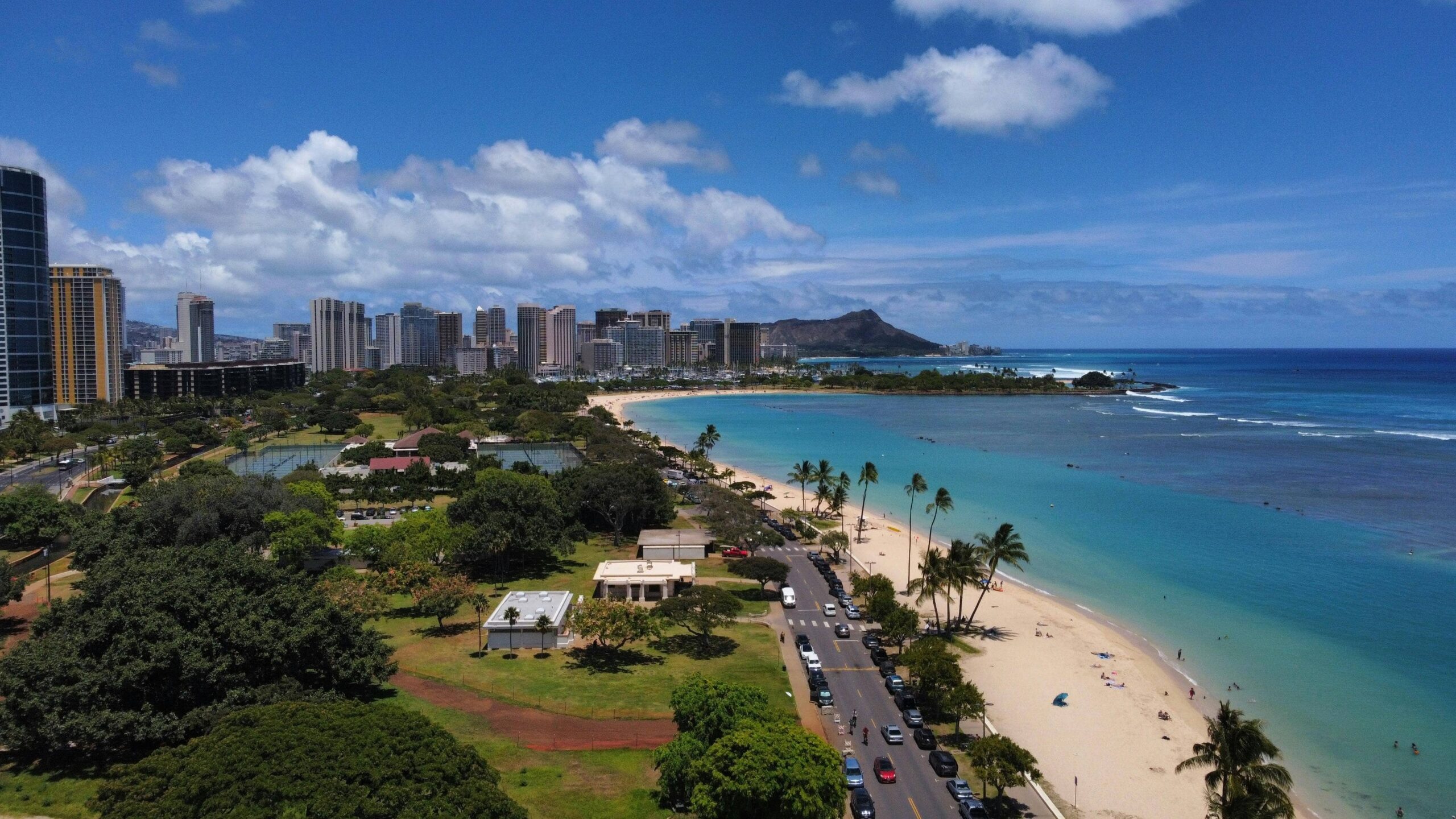 Metal Roof Replacement in Honolulu